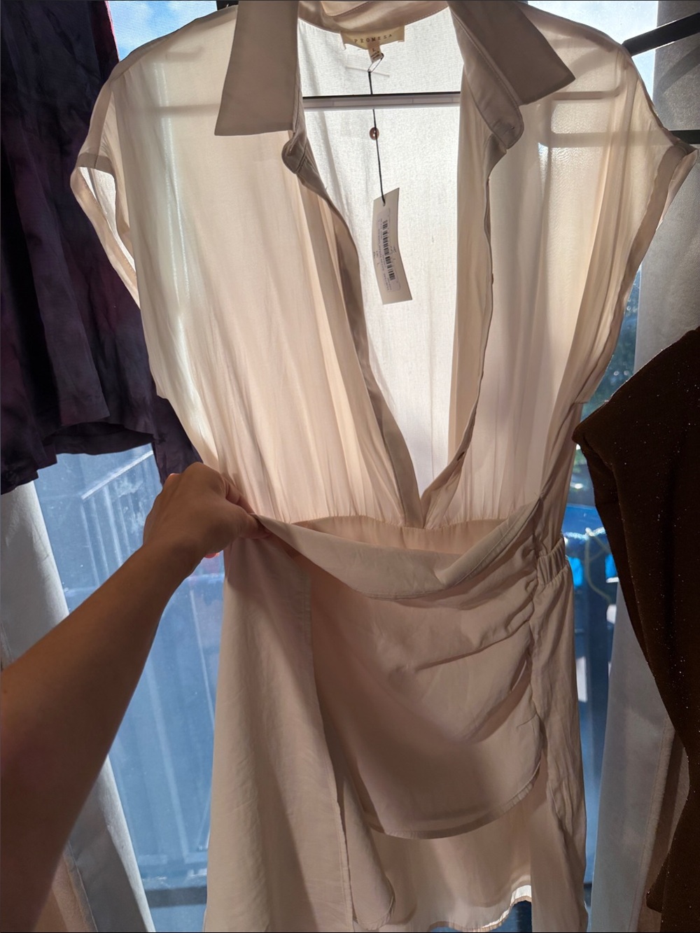 BNWT Promesa Sheer Cream Collared Wrap dress large ( fits 4/6/8)